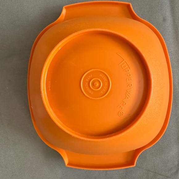 Vintage Tupperware Orange Bowl 8.5" - Picture 2 of 2